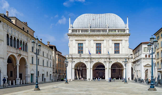 Piazza della Loggia, der Hauptplatz von Brescia