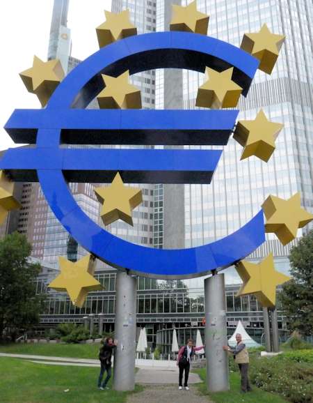 Das Euro-Symbol in Frankfurt