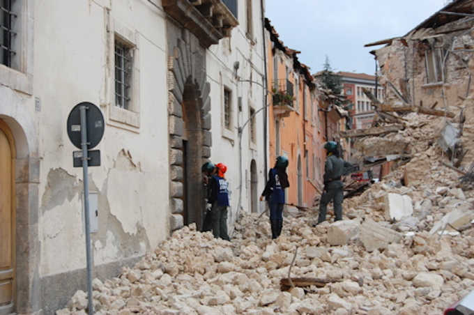 Nach dem Erdbeben von 2009
