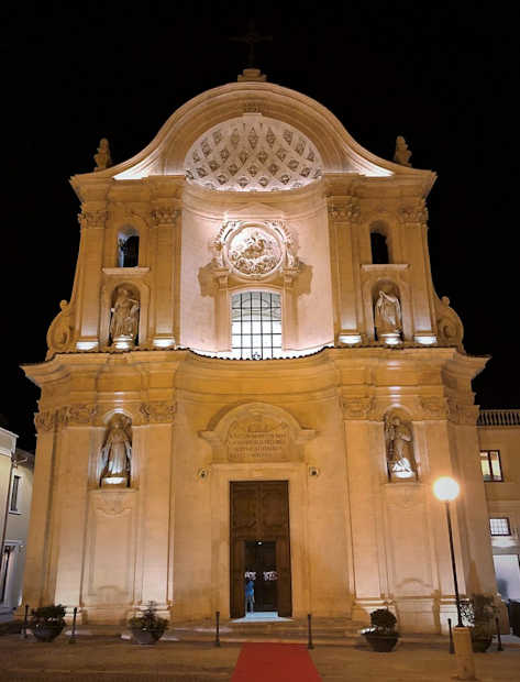 Die Kirche Santa Maria del Suffragio
