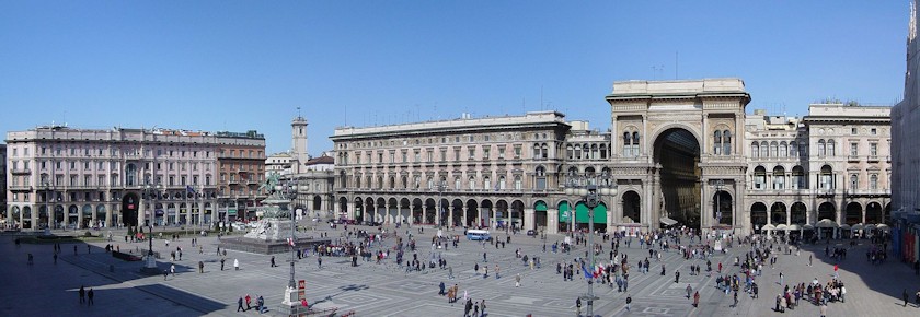 Der Domplatz (Piazza del Duomo)