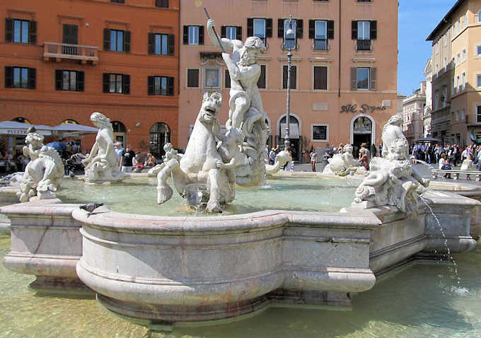 Piazza Navona - Der Neptunbrunnen
