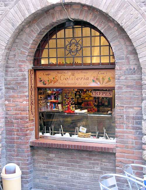 In der Altstadt von San Gimignano