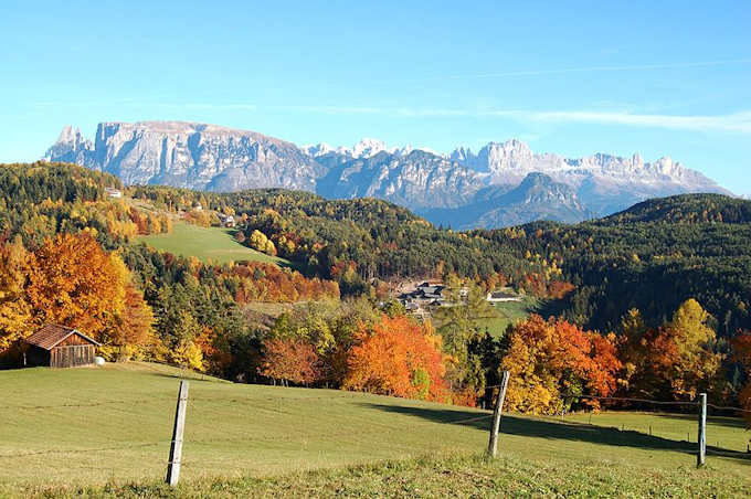 Die Gebirgslandschaft bei Ritten (Südtirol)