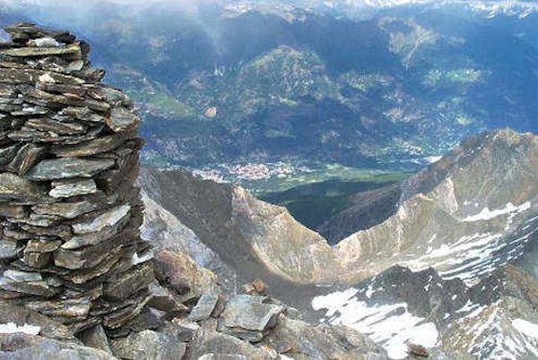 Südtirol - Blick von der Laaser Spitze ins Tal